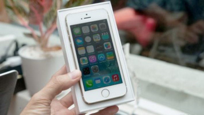 Apple va lansa în acest an două iPhone-uri cu ecrane mai mari